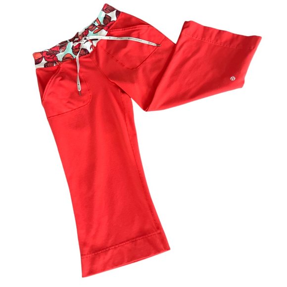 🎉🎉Host Pick🎉🎉  🌸 4/$30🌸Lululemon Join the Sweat Revolution Midrise Crop - Picture 4 of 12